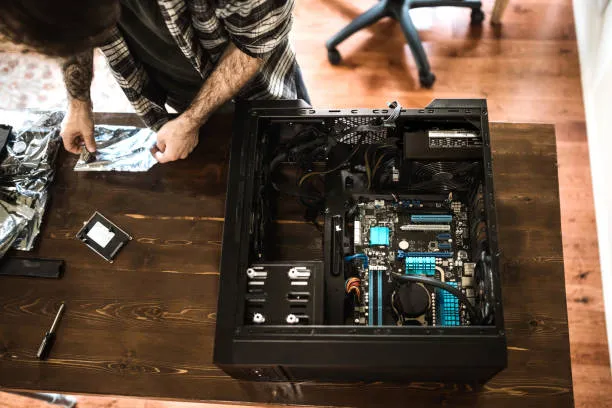 Curso de montagem e manutenção de computador
