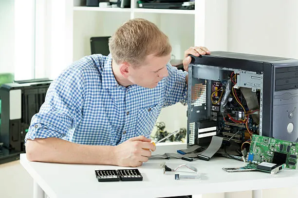 Curso de montagem e manutenção de computador