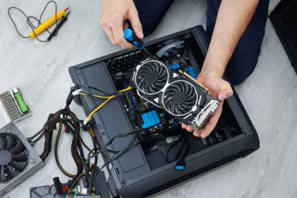 Curso de montagem e manutenção de computadores